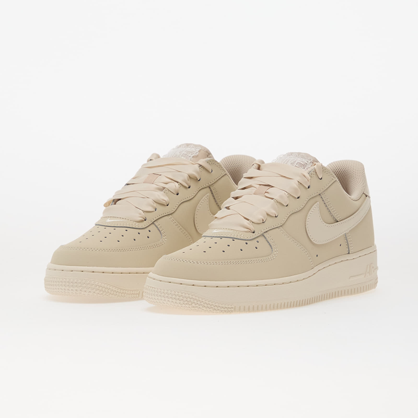 Skor för kvinnor Nike Air Force 1 Retro Premium Oatmeal/ Pale Ivory-Oatmeal