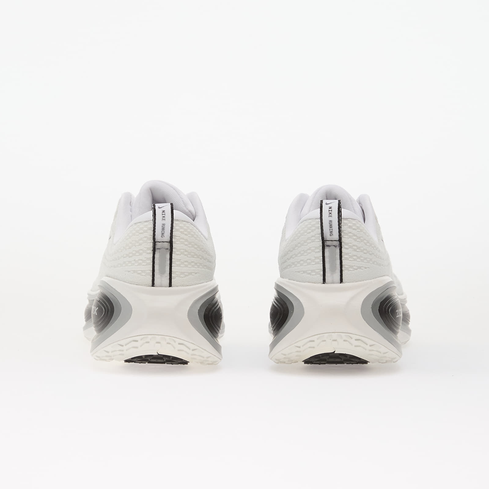 Sapatos de homem Nike Vomero Plus White/ Metallic Silver-Black-Cool Grey