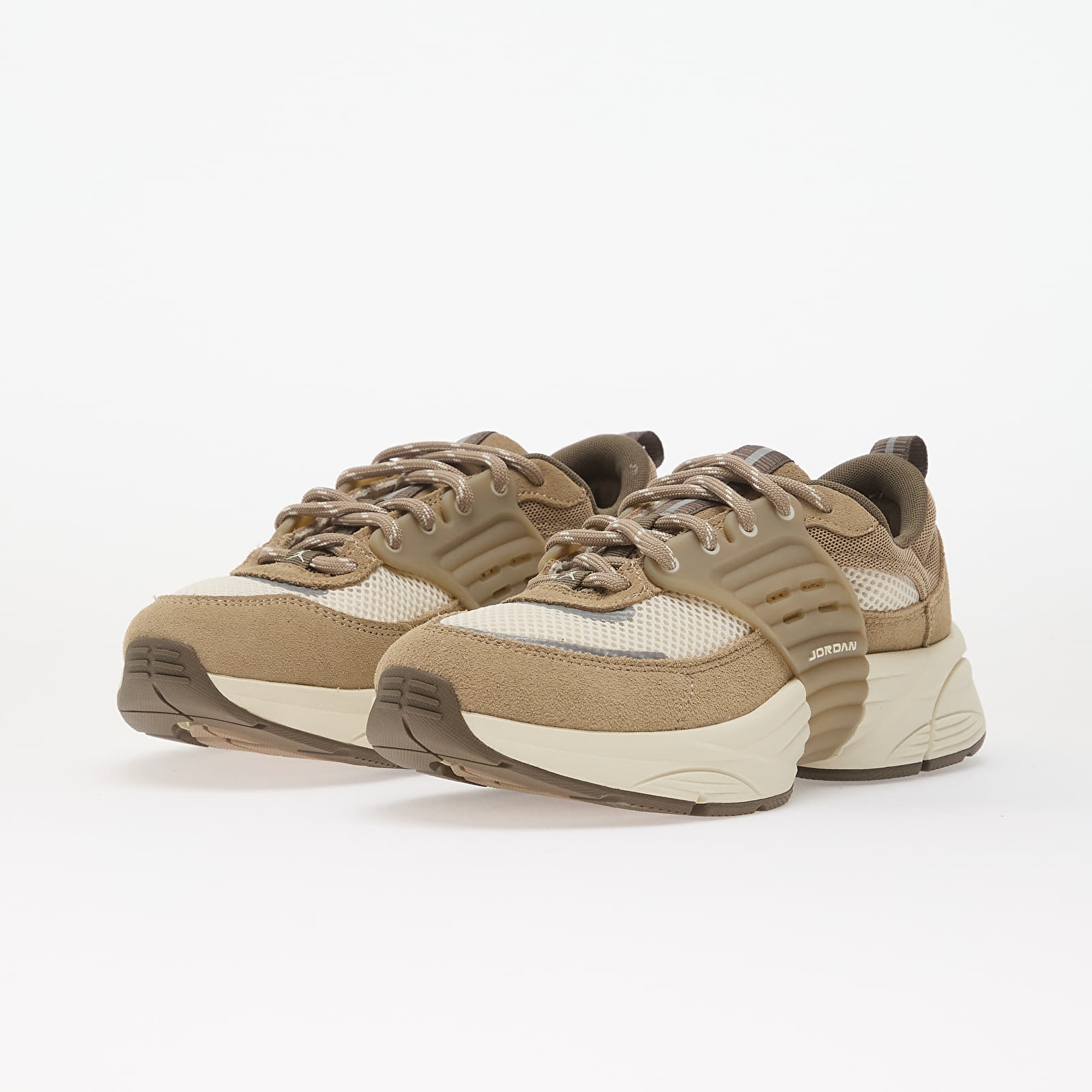 Ženske tenisice Jordan Trunner O/S Khaki/ Pale Ivory-Reflect Silver