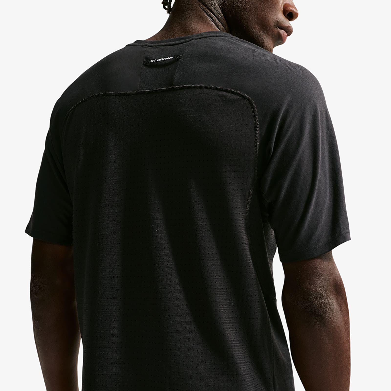 Pánská tílka Nike ACG "Solar Chase" Men's Dri-FIT ADV Trail Running Top Black/ Black/ Summit White