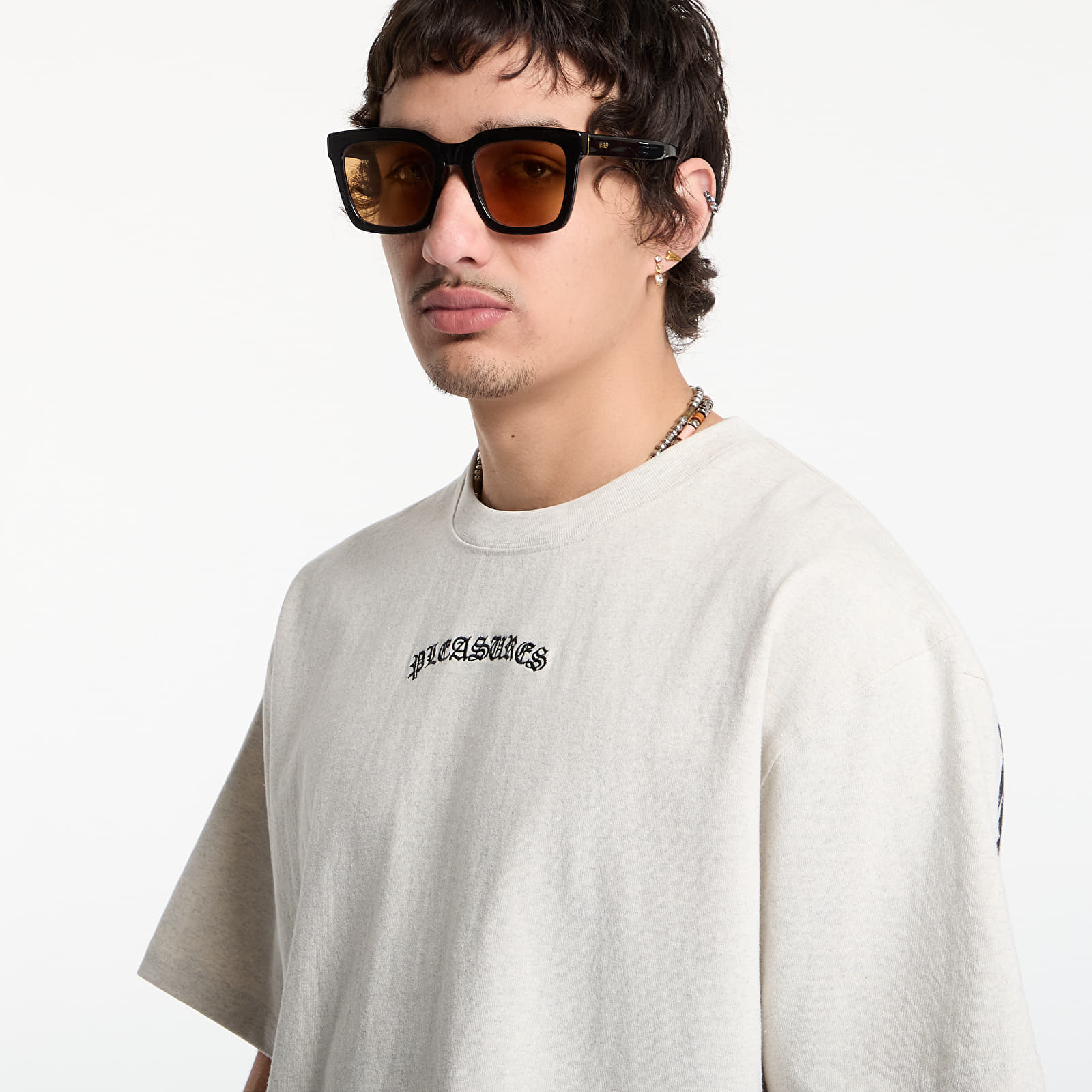 Тениски PLEASURES Neural Applique Shirt Oatmeal