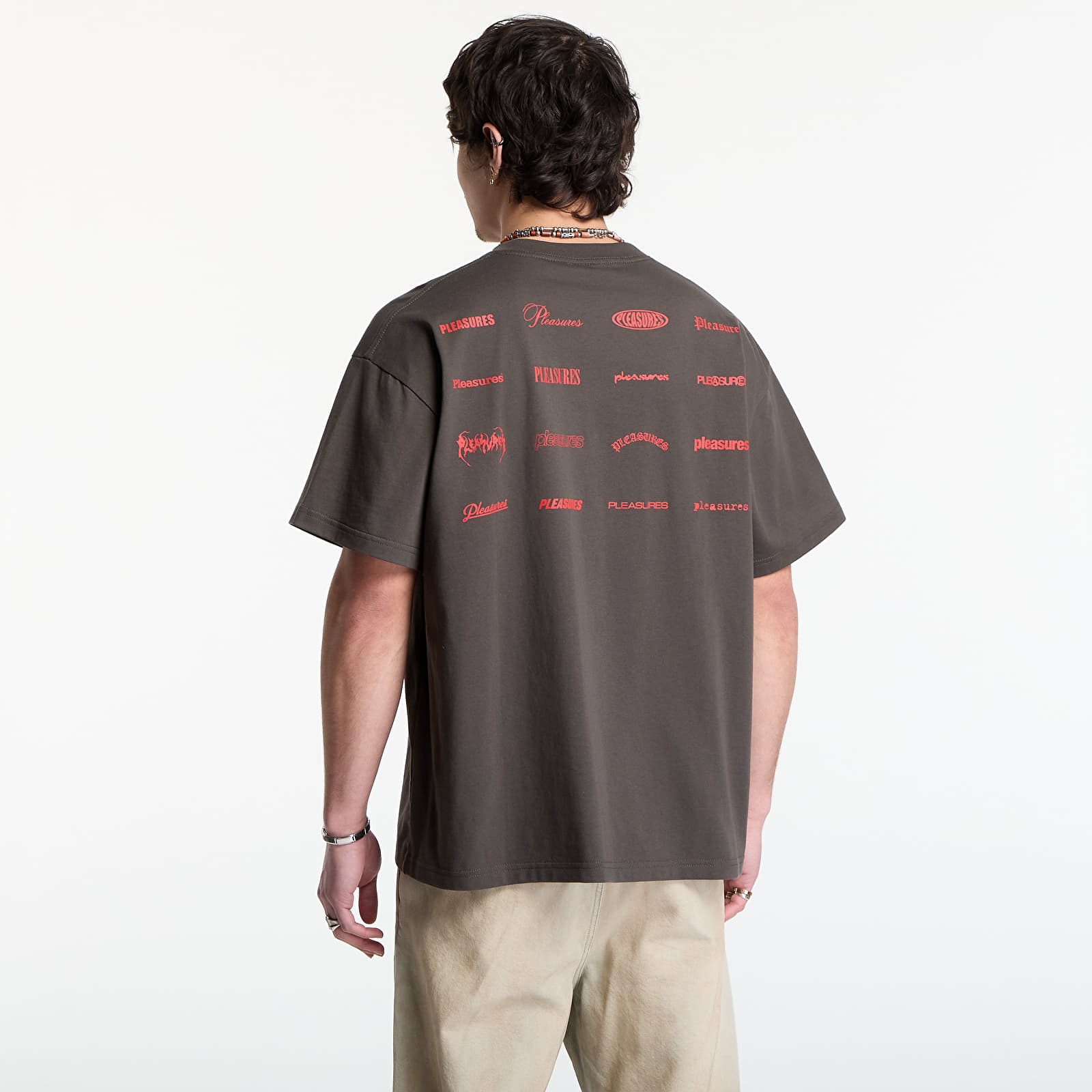T-shirts PLEASURES Wordmark T-Shirt Charcoal