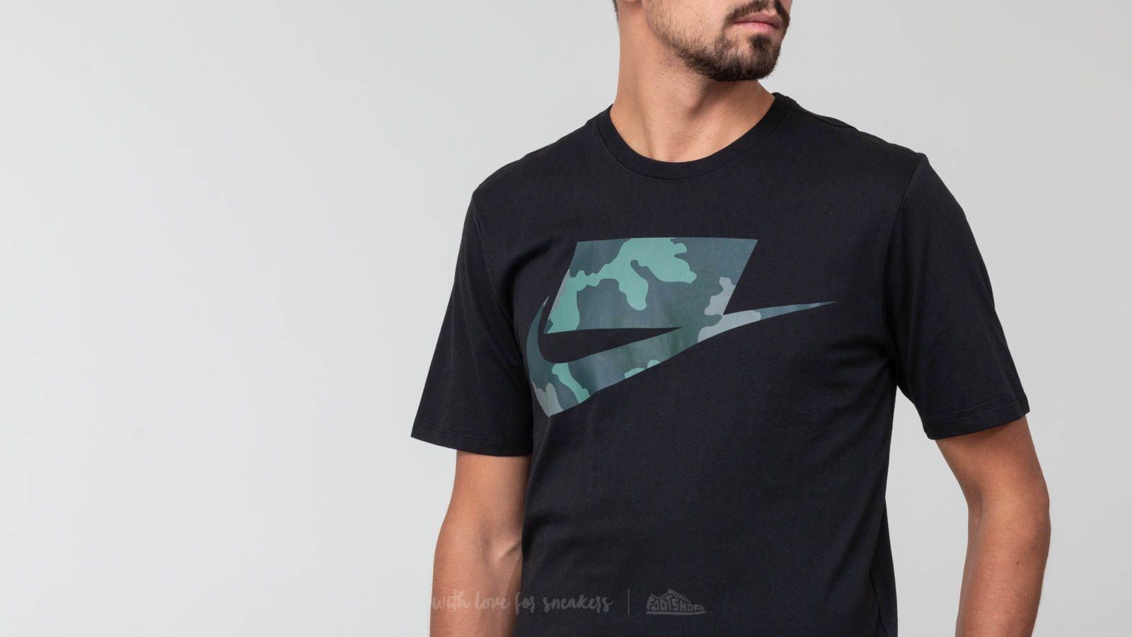 nike innovation tee