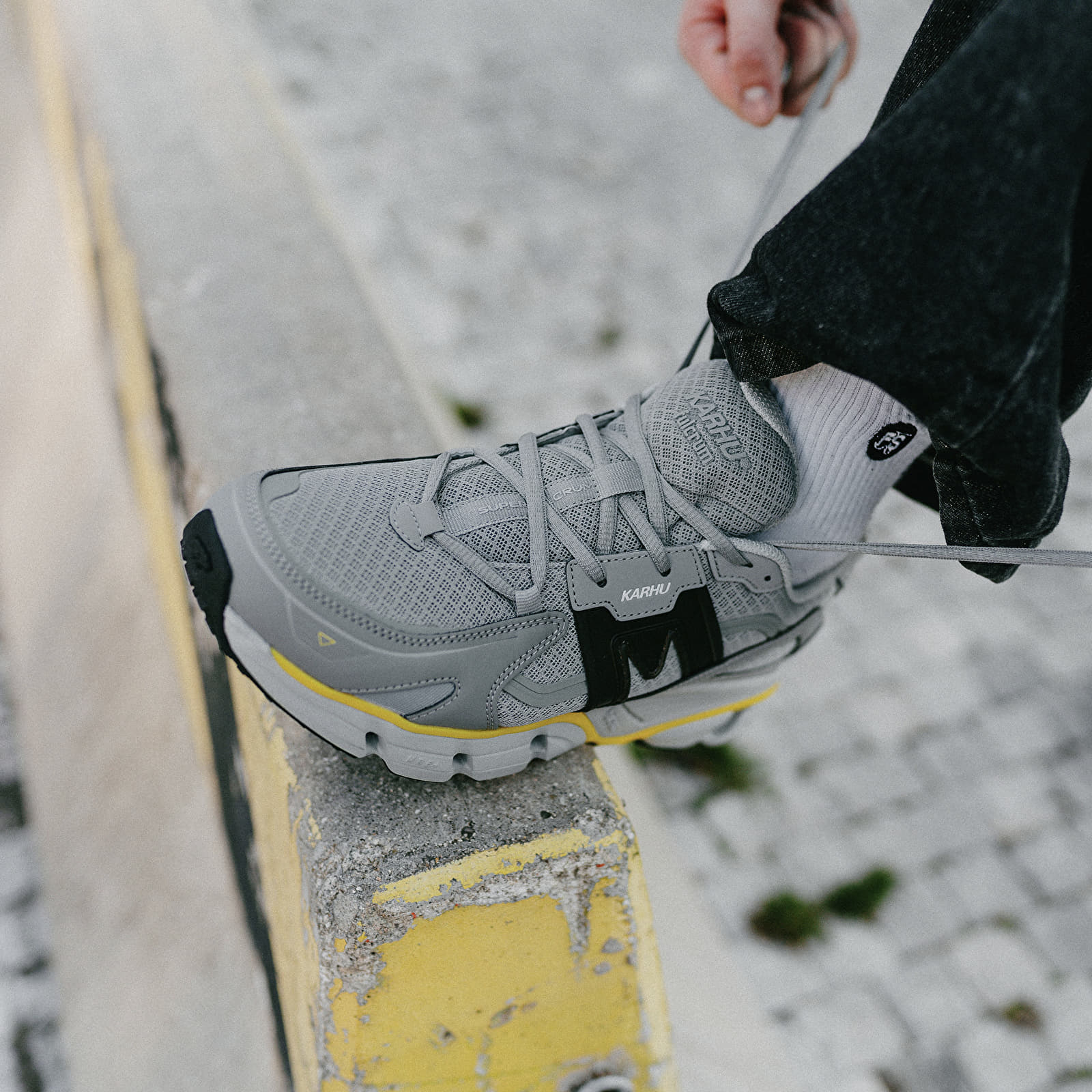 Men's shoes Karhu Super Fulcrum Grey Reflective/ Jet Black