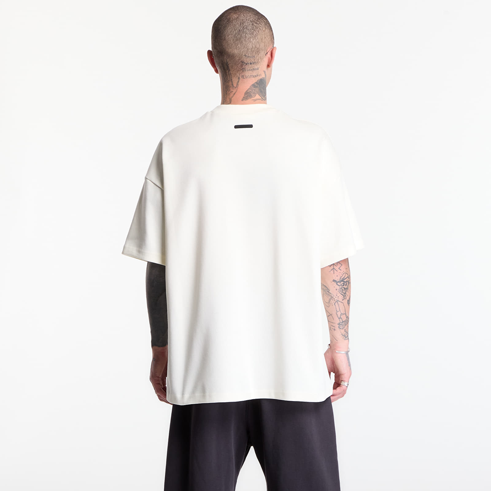 Camisetas Fear of God Essentials Signature 90'S Short Sleeve Tee Ivory