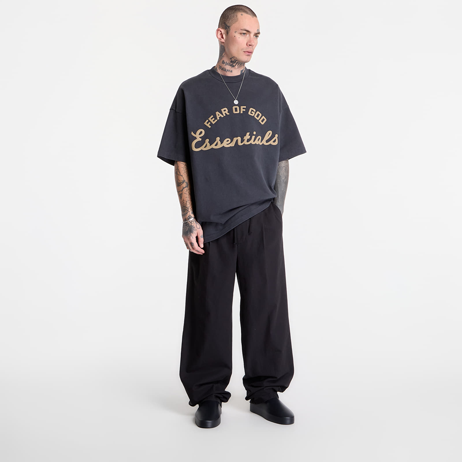 Pantalones Fear of God Essentials Pleat Front Pant Vintage Black