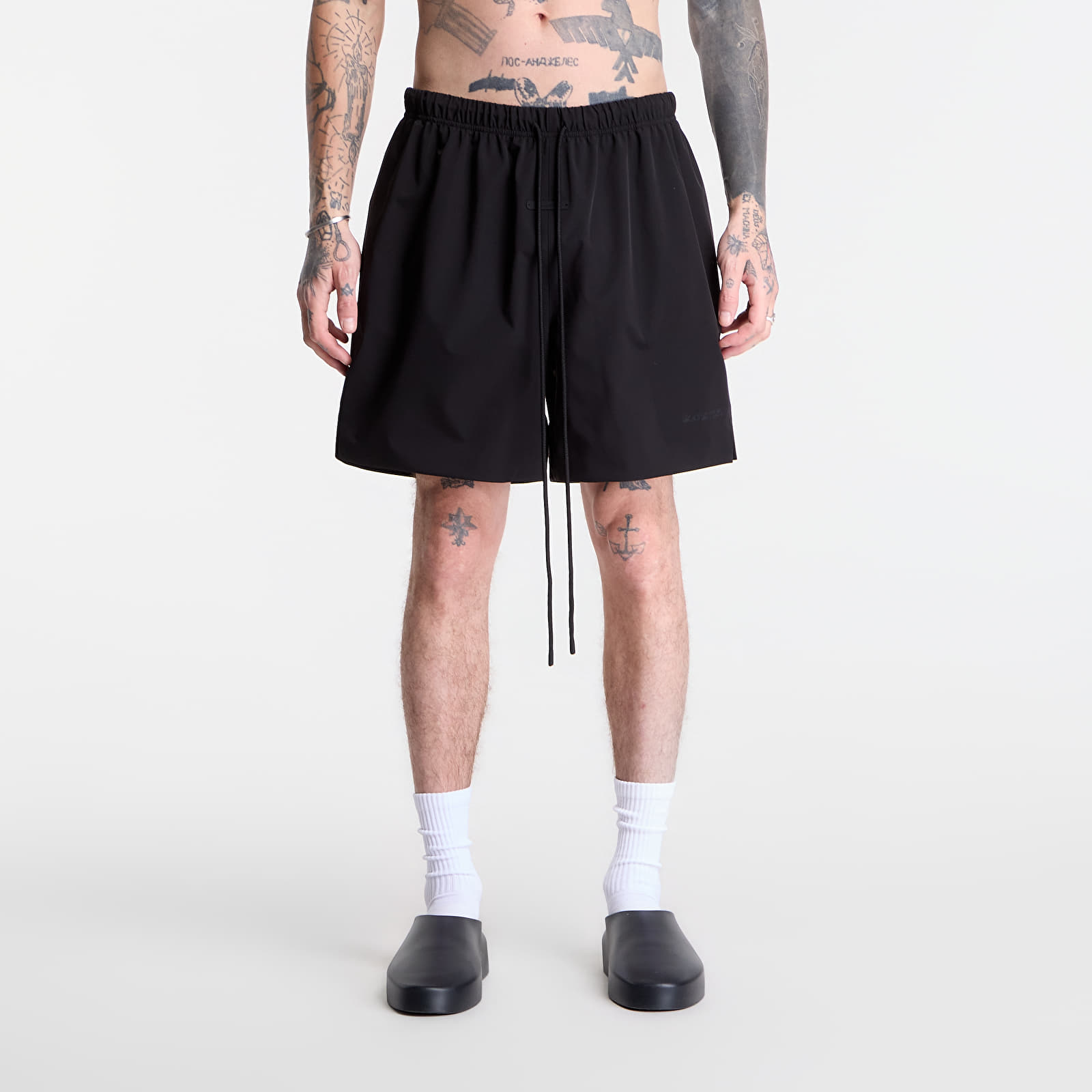 Šortai Fear of God Essentials Active Trace Classic Short Vintage Black
