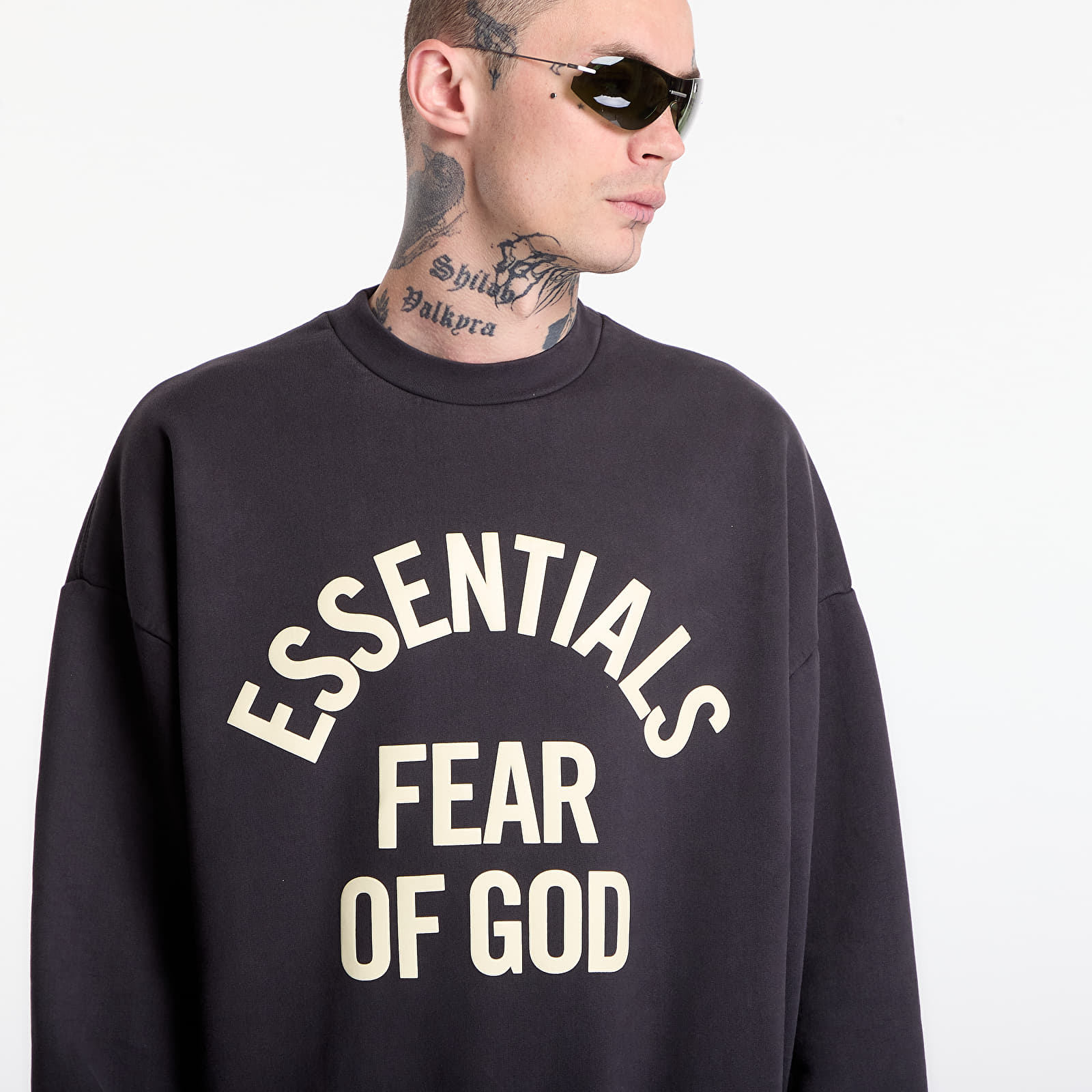 Gensere Fear of God Essentials Campus 90'S Crewneck Sweater Faded Black