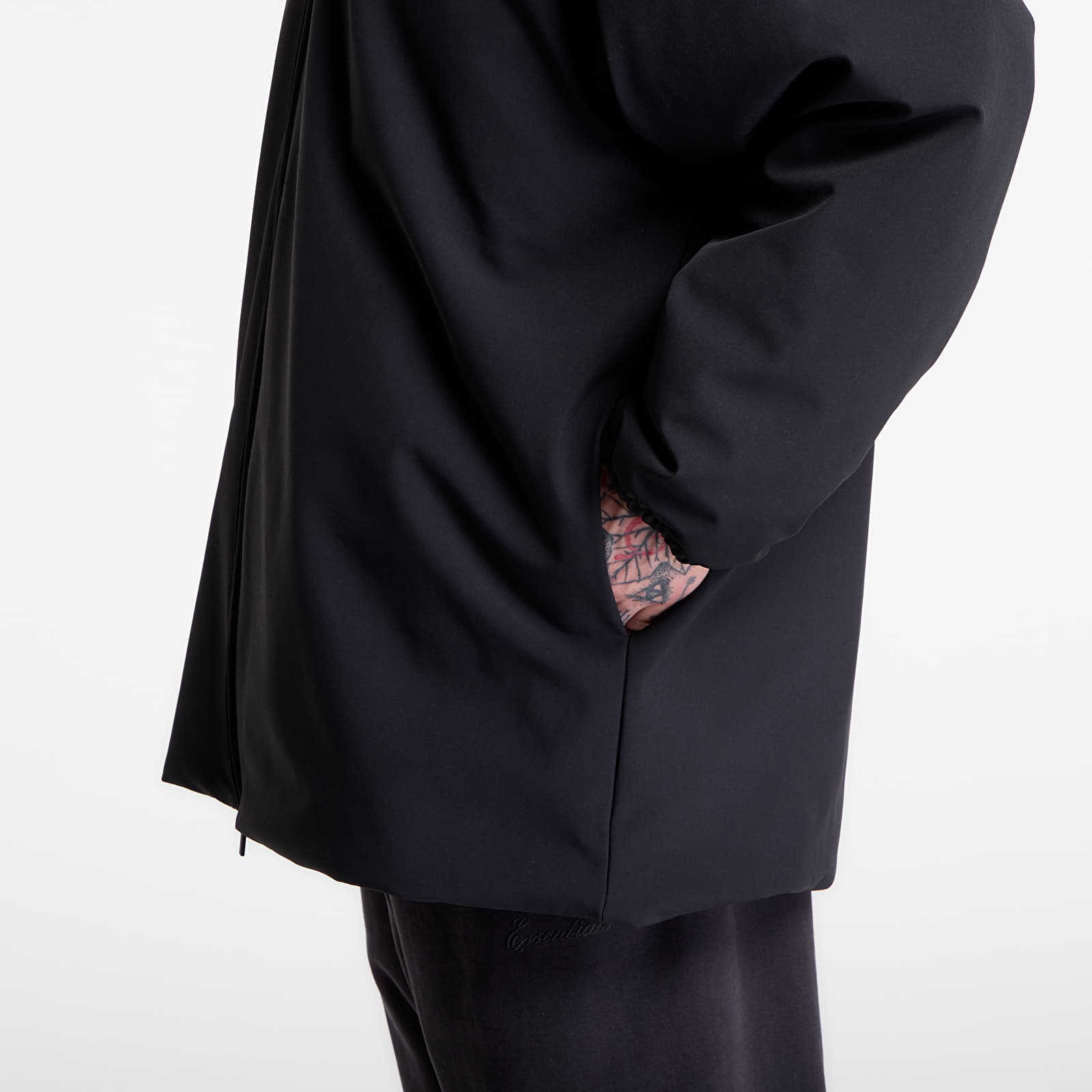 Bundy Fear of God Essentials Signature Filled Barn Jacket Vintage Black