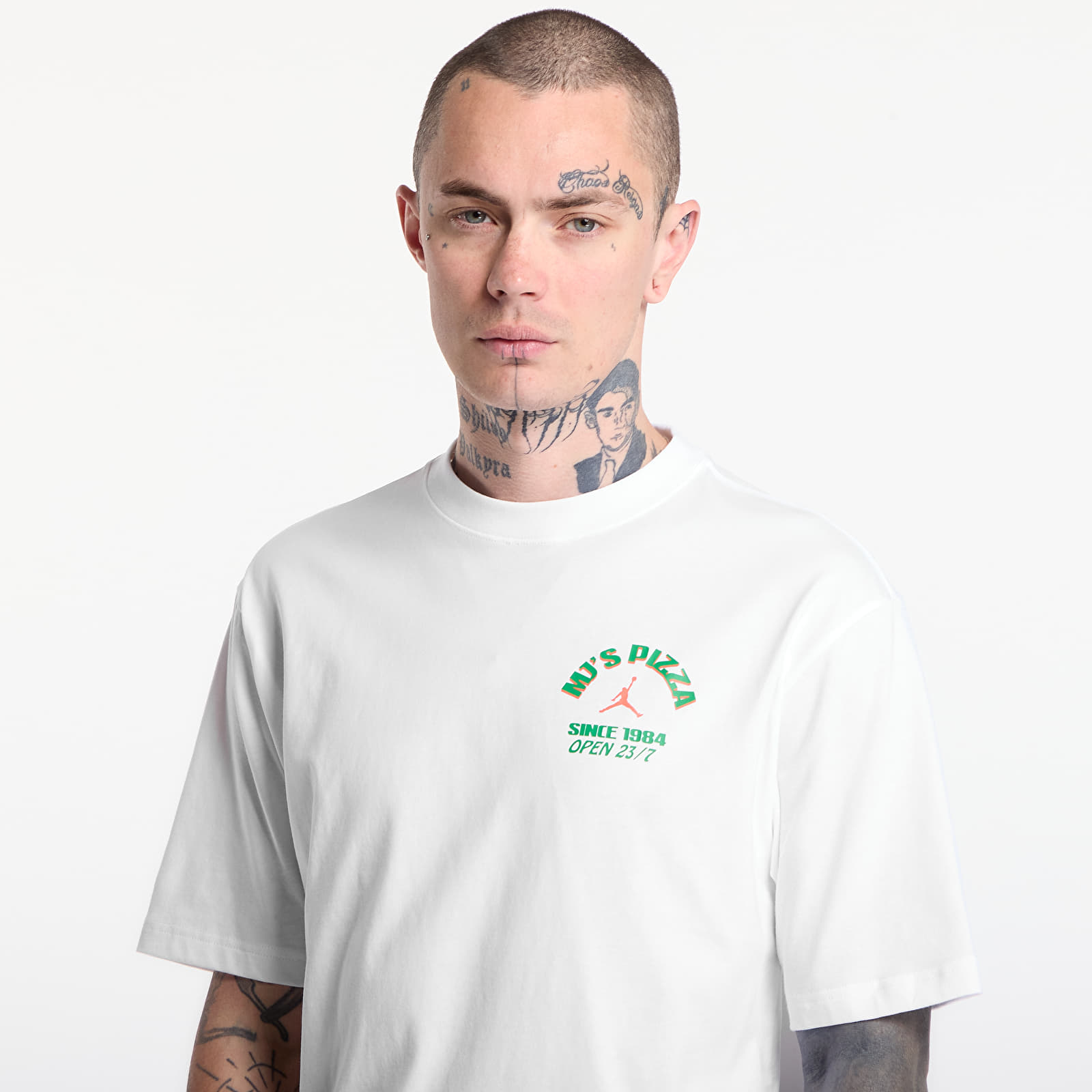 Trička Jordan Men's Graphic T-Shirt White/ Infrared 23