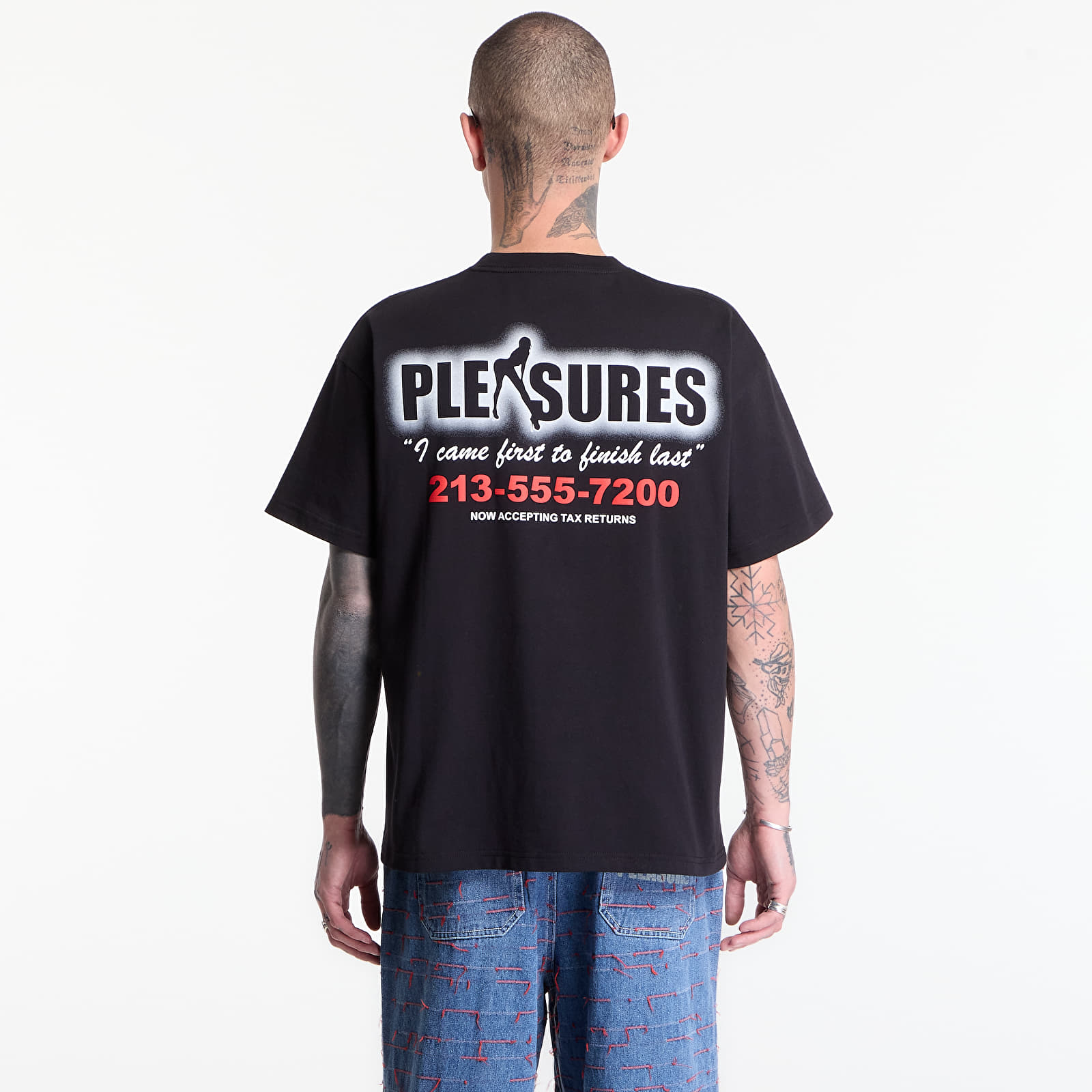Trička PLEASURES Hot 4 U T-Shirt Black