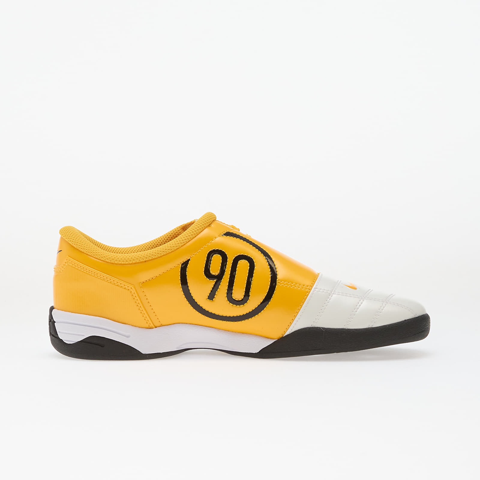 Skor för män Nike Total 90 White/ Black-University Gold