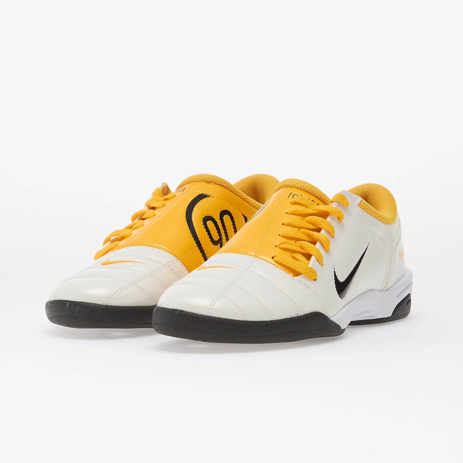 Skor för män Nike Total 90 White/ Black-University Gold