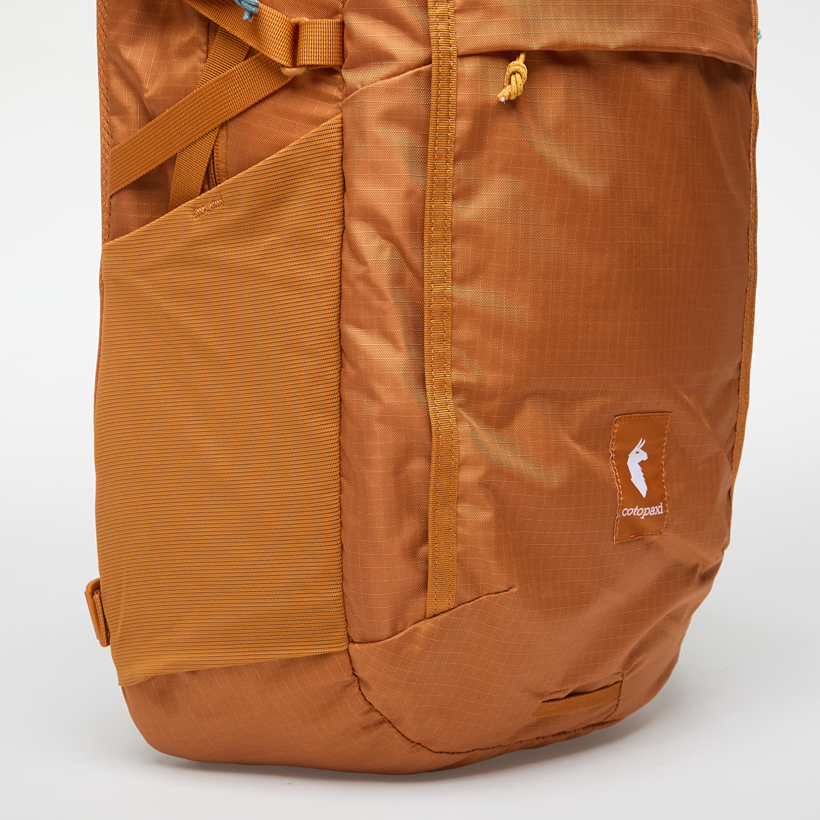 Zaini Cotopaxi Mente 32L Daypack - Cada Dia Whiskey