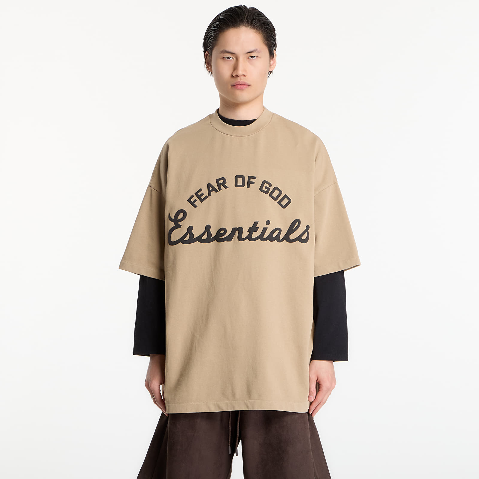 Marškinėliai Fear of God Essentials Training 90'S Short Sleeve Tee Faded Dune