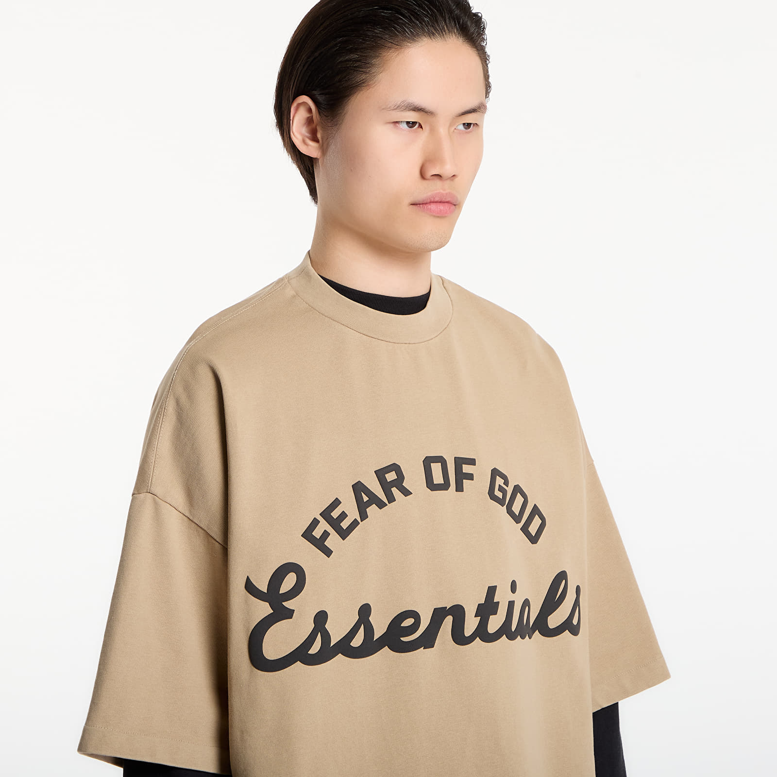 Marškinėliai Fear of God Essentials Training 90'S Short Sleeve Tee Faded Dune