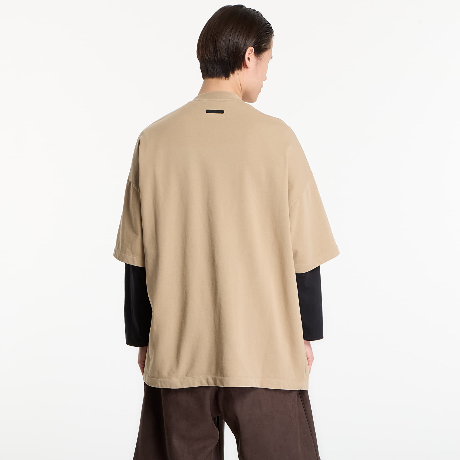 Marškinėliai Fear of God Essentials Training 90'S Short Sleeve Tee Faded Dune