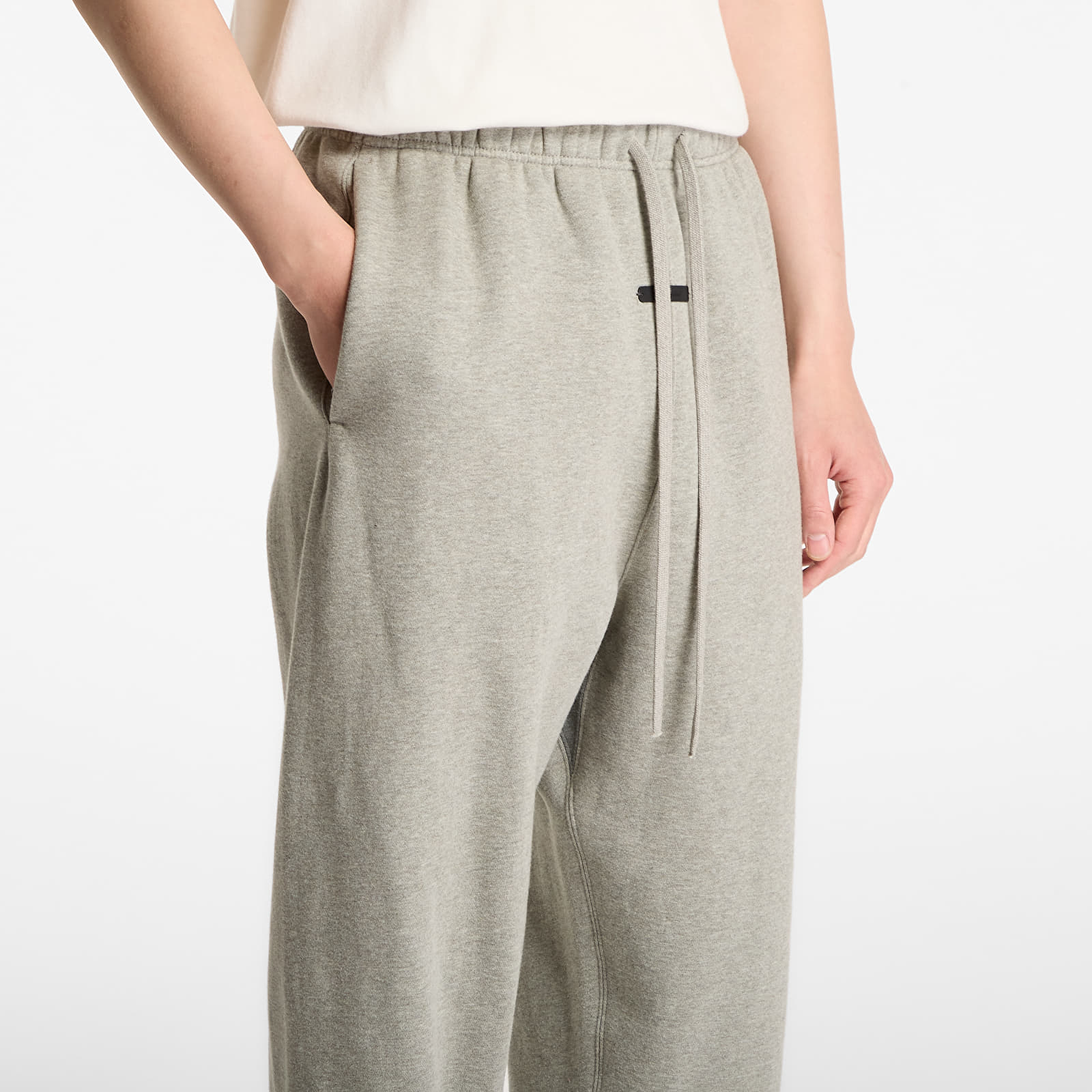 Jogginghosen Fear of God Essentials Signature Classic Sweatpants Concrete Heather/ Dark Concrete Heather