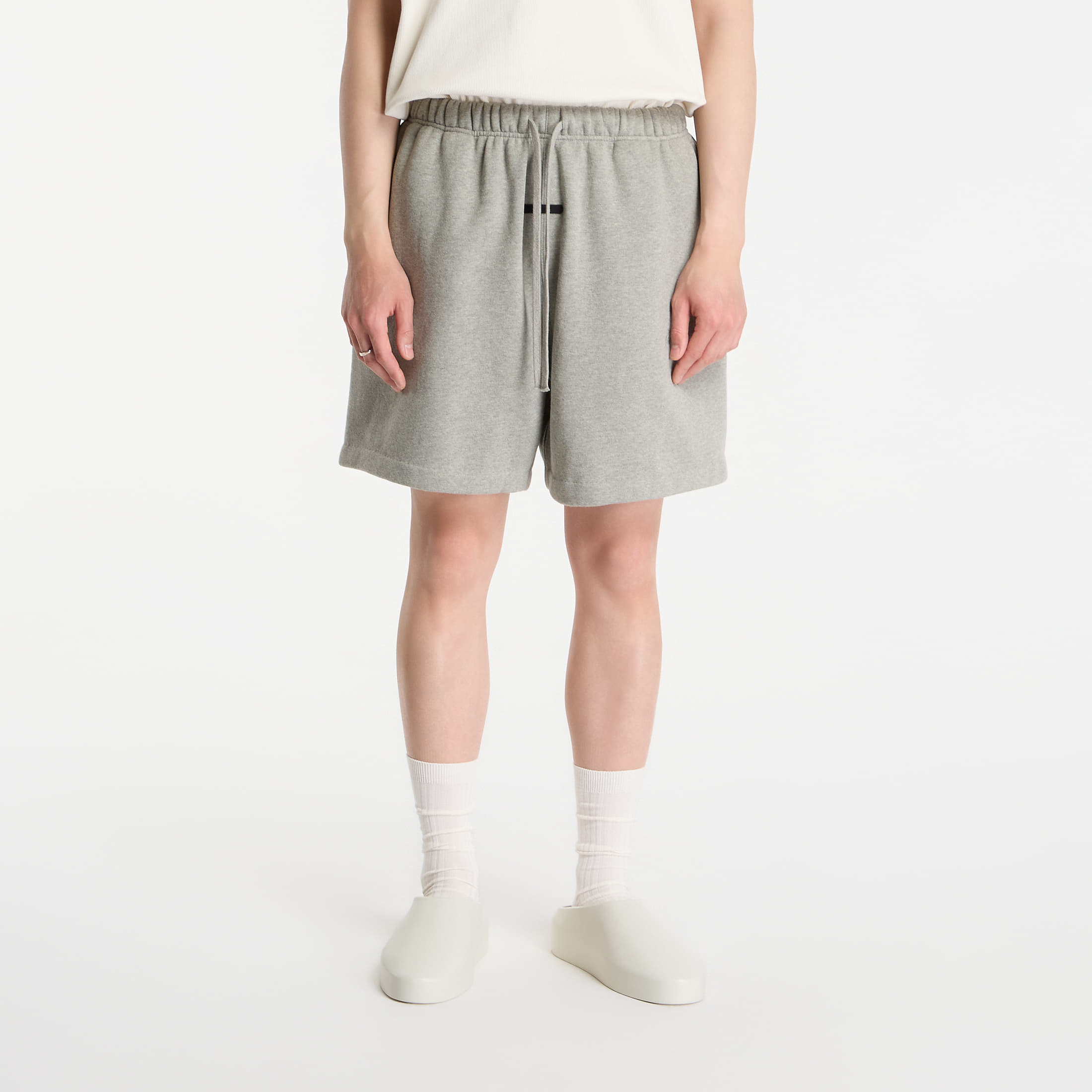 Pantaloncini Fear of God Essentials Signature Classic Short Concrete Heather/ Dark Concrete Heather