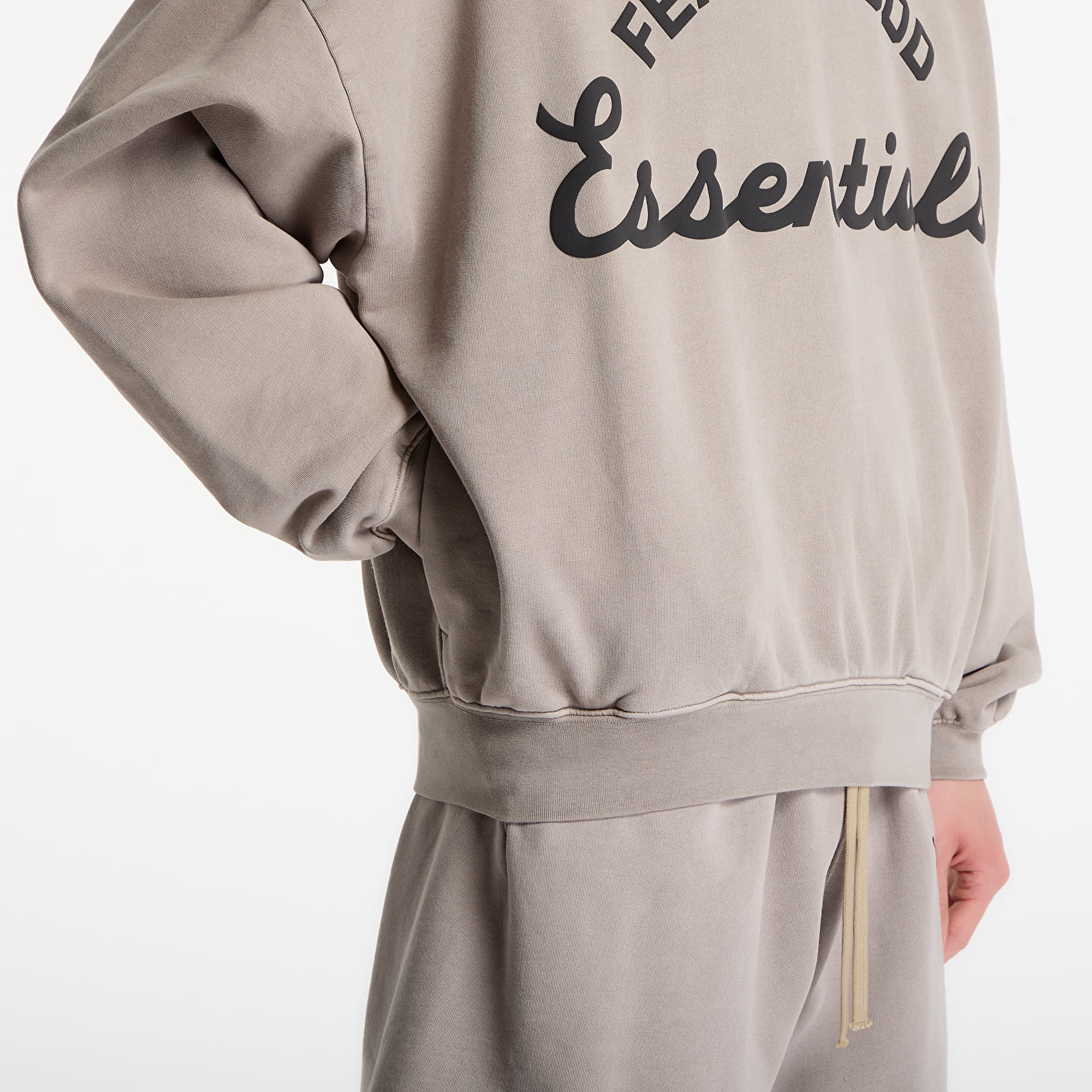 Sweatjacken und Sweatshirts Fear of God Essentials Training 90'S Crewneck Sweatshirt Faded Seal