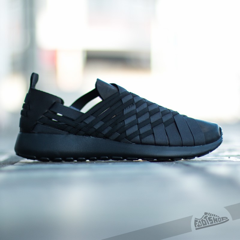 Damesko Nike Wmns Rosherun Woven 2.0 black