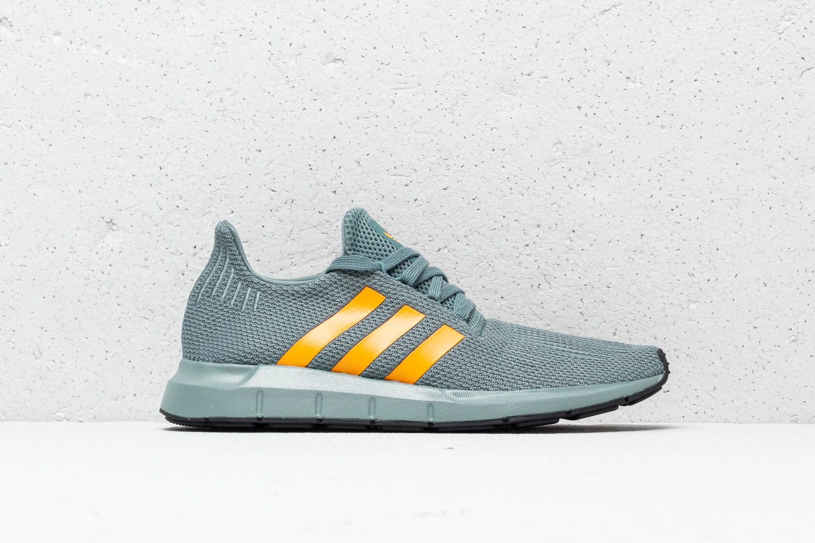 Scarpe uomo adidas Swift Run Raw Green Reagol Core Black Footshop