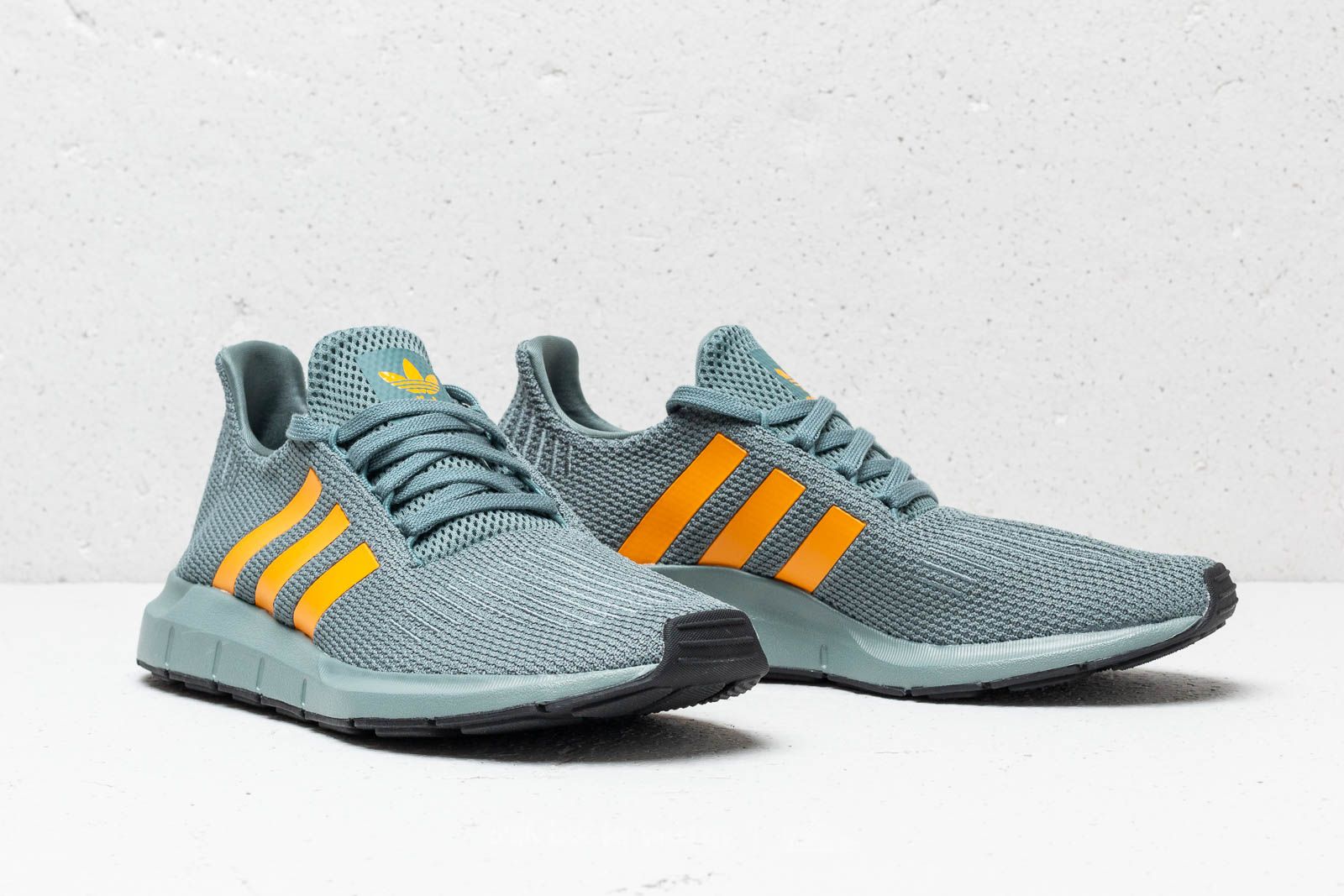Adidas hot sale raw green