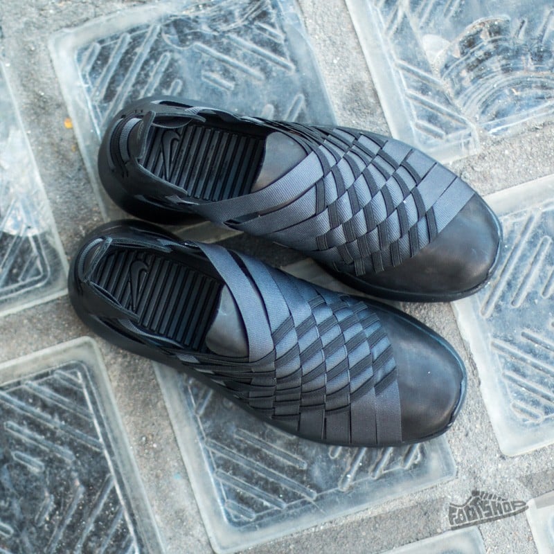 Damesko Nike Wmns Rosherun Woven 2.0 black