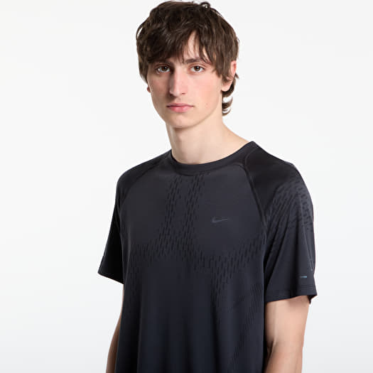 Nike Stride Plus Men's Dri-FIT ADV Short-Sleeve Running Top Off