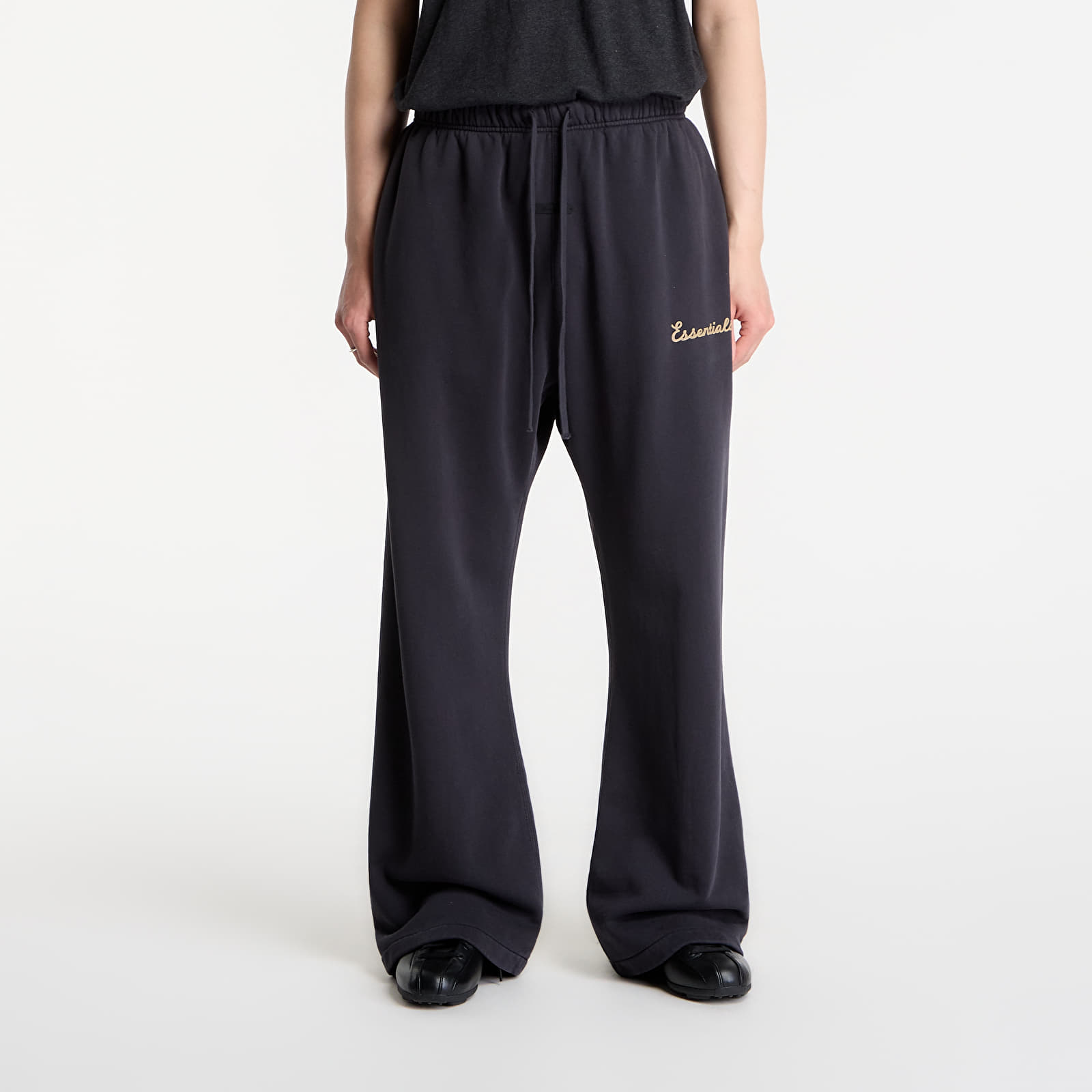 Jogger Pants Fear of God Essentials Training Classic Fit Flare Sweatpant Faded Black
