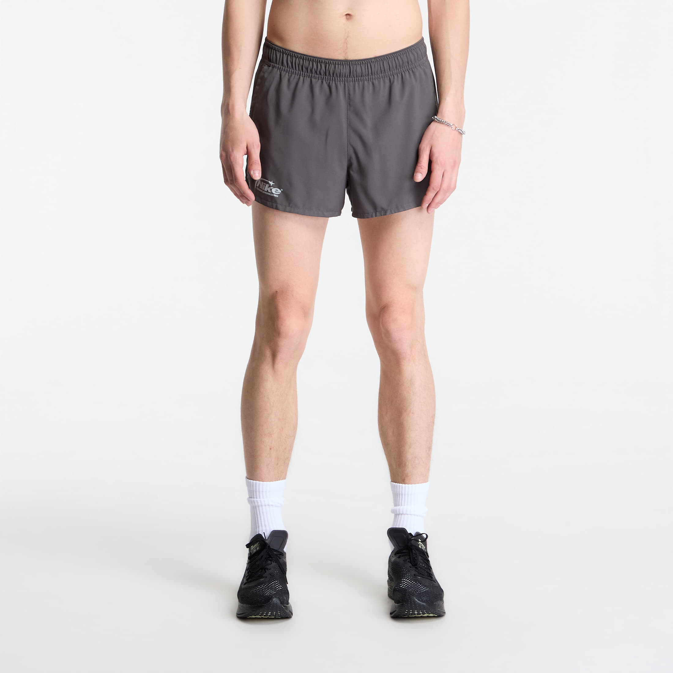 Levně Šortky Nike Inline Disrupt Men's Dri-FIT 3" Brief-Lined Running Shorts Medium Ash/ Medium Ash/ Reflective Silv L