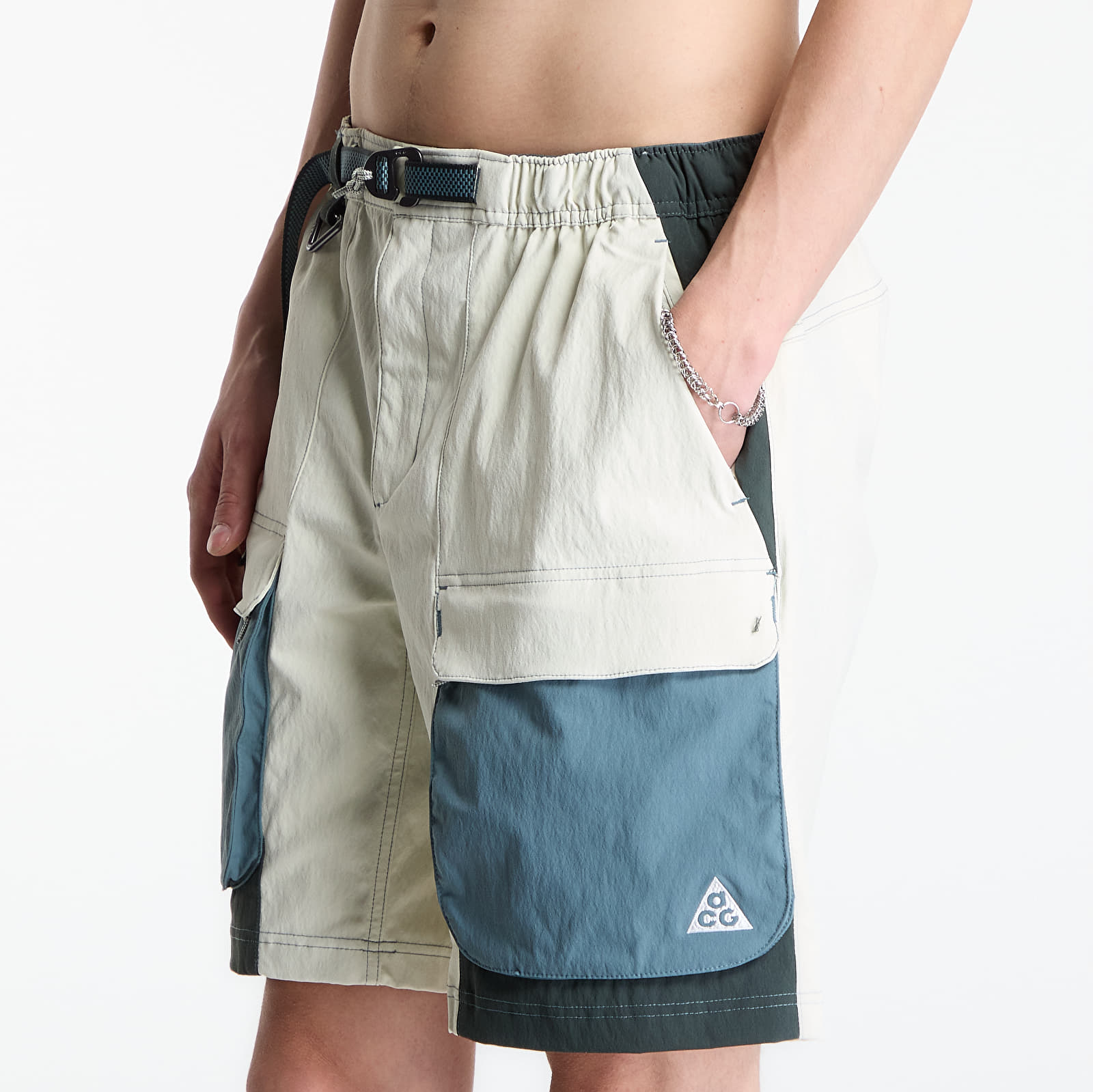 Kratke hlače Nike ACG "Smith Summit" Men's Cargo Shorts Sea Glass/ Mineral Slate/ Summit White