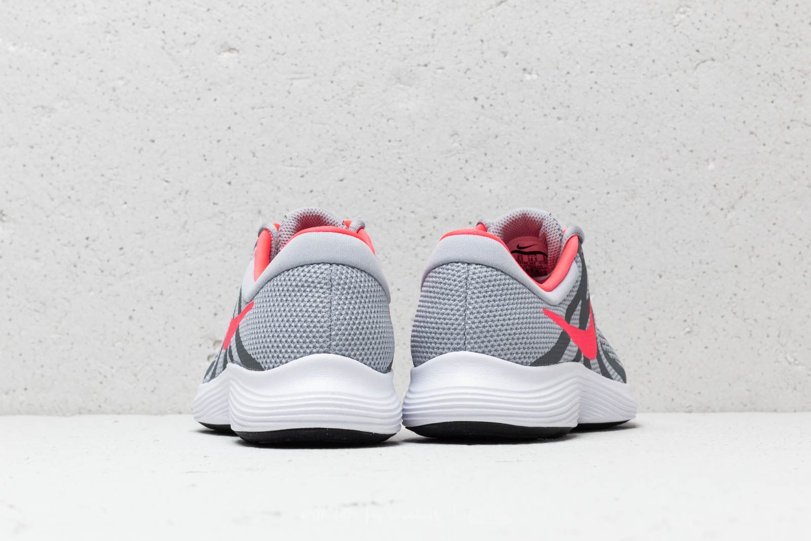 Nike revolution 4 gs outlet pink