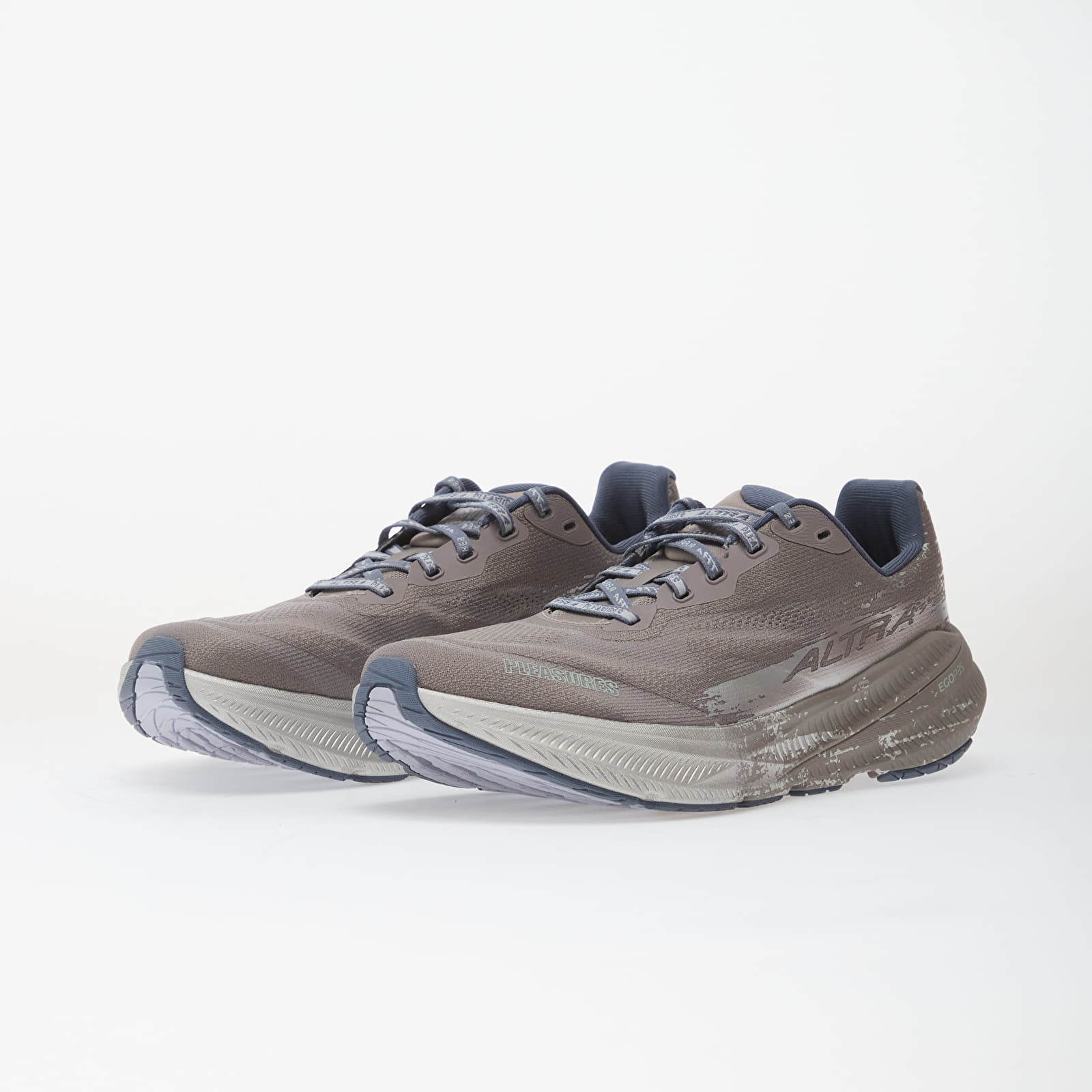 Herenschoenen PLEASURES x Altra Experience Flow 3 Mens Satellite/ Lichen/ Xray