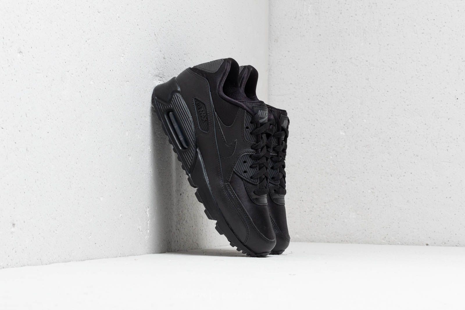 Női cipők Nike Air Max 90 Wmns Black/ Black-Black