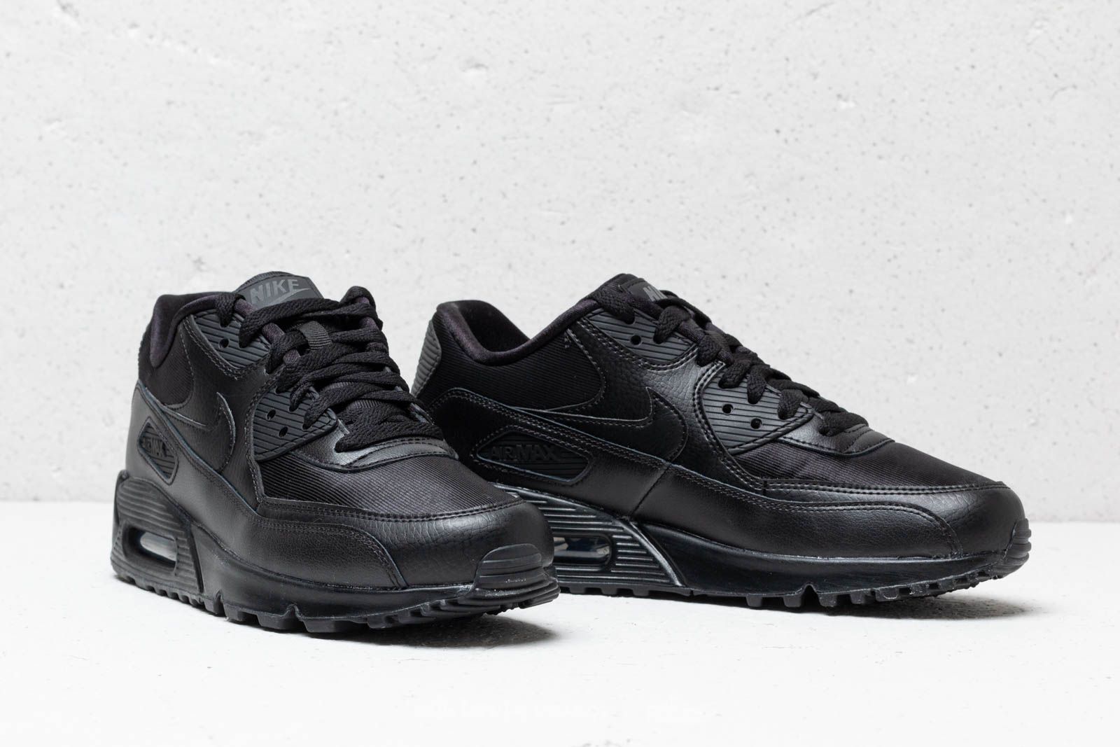 Női cipők Nike Air Max 90 Wmns Black/ Black-Black