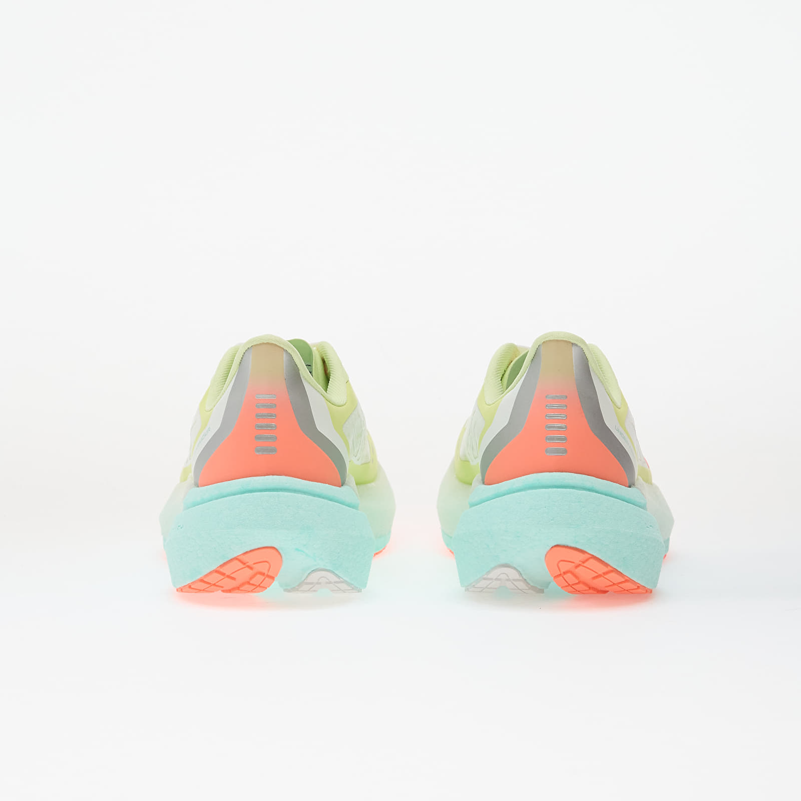 Мужская обувь Under Armour Velociti Distance White