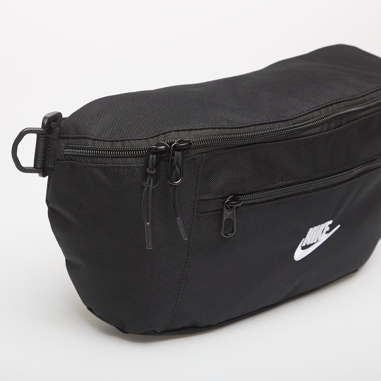 Midjeväskor för män Nike Heritage Waistpack 8L Black/ Black/ White