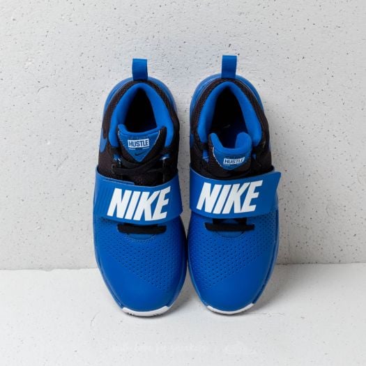 Tenis nike hustle sales d8