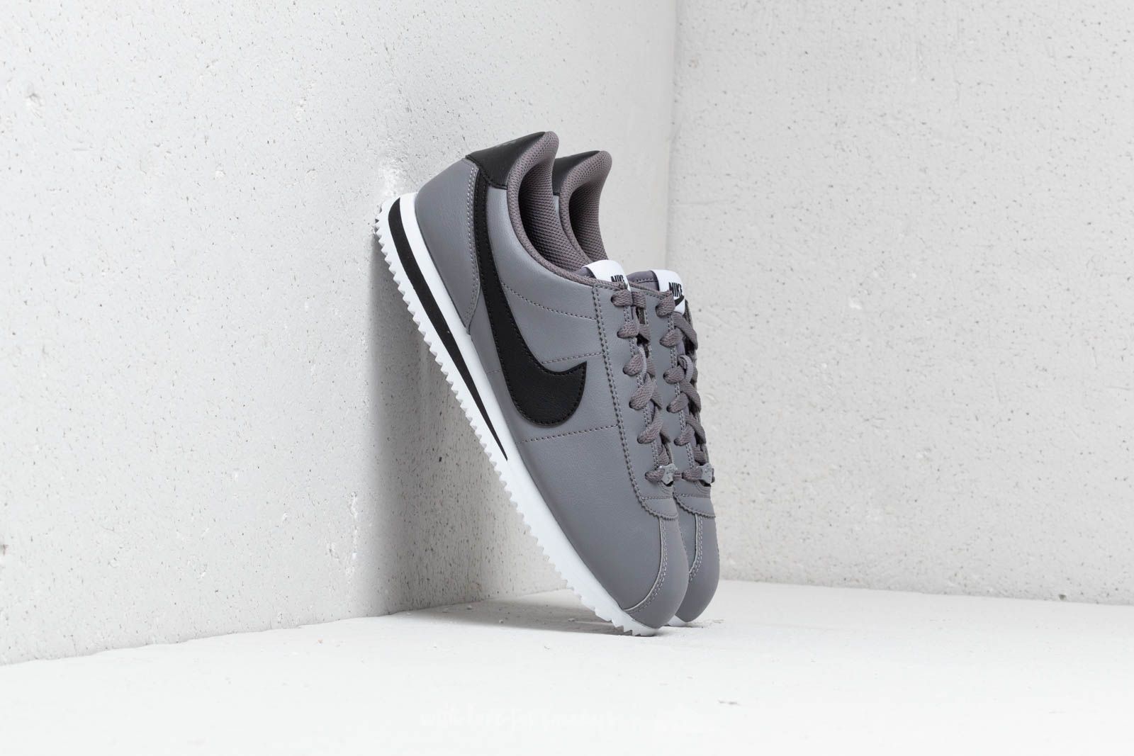 Női cipők Nike Cortez Basic SL (GS) Gunsmoke/ Black-White
