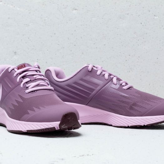 Nike 907257 sales