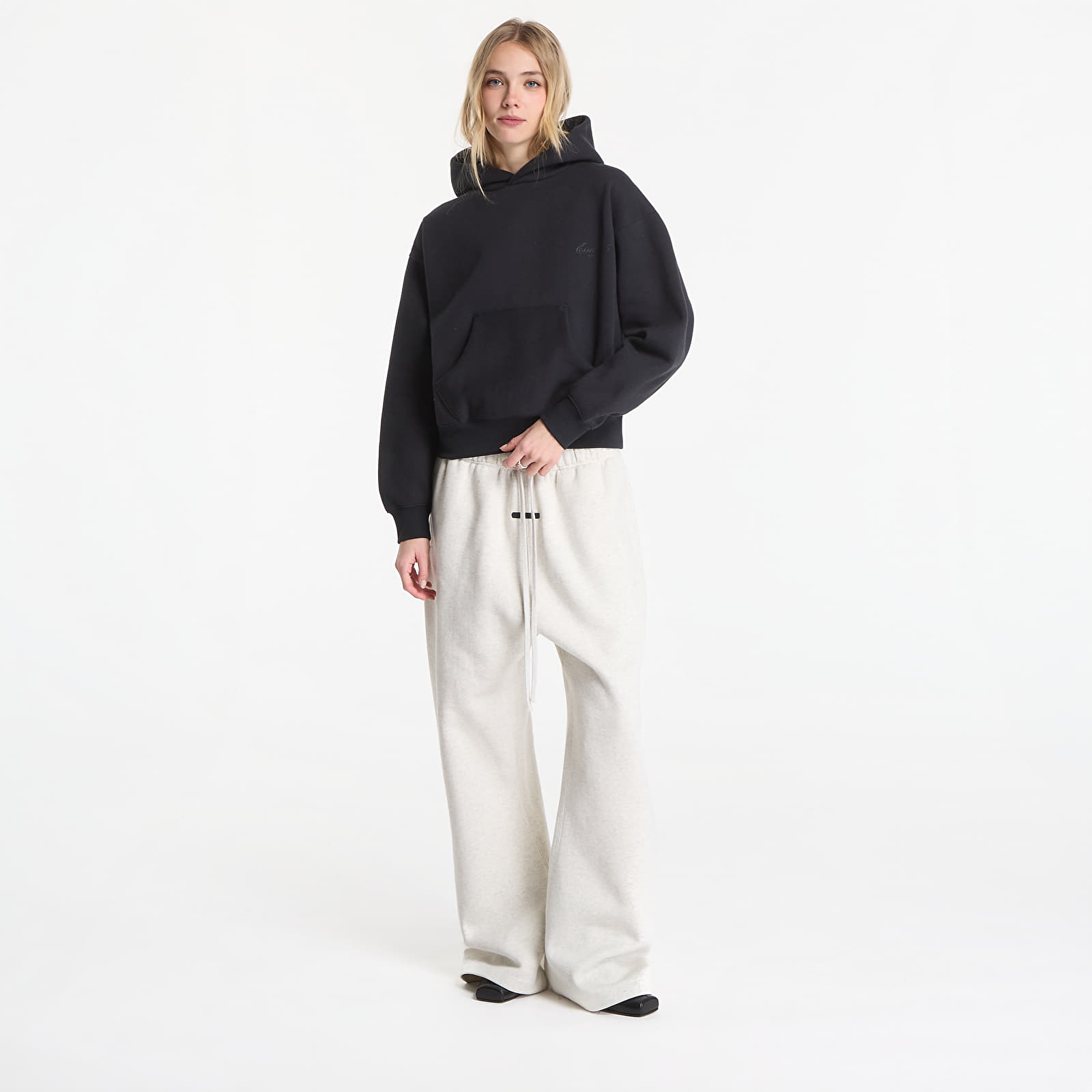 Mikiny Fear of God Essentials Classic Hoodie Vintage Black