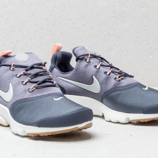 Nike WMNS Presto Fly