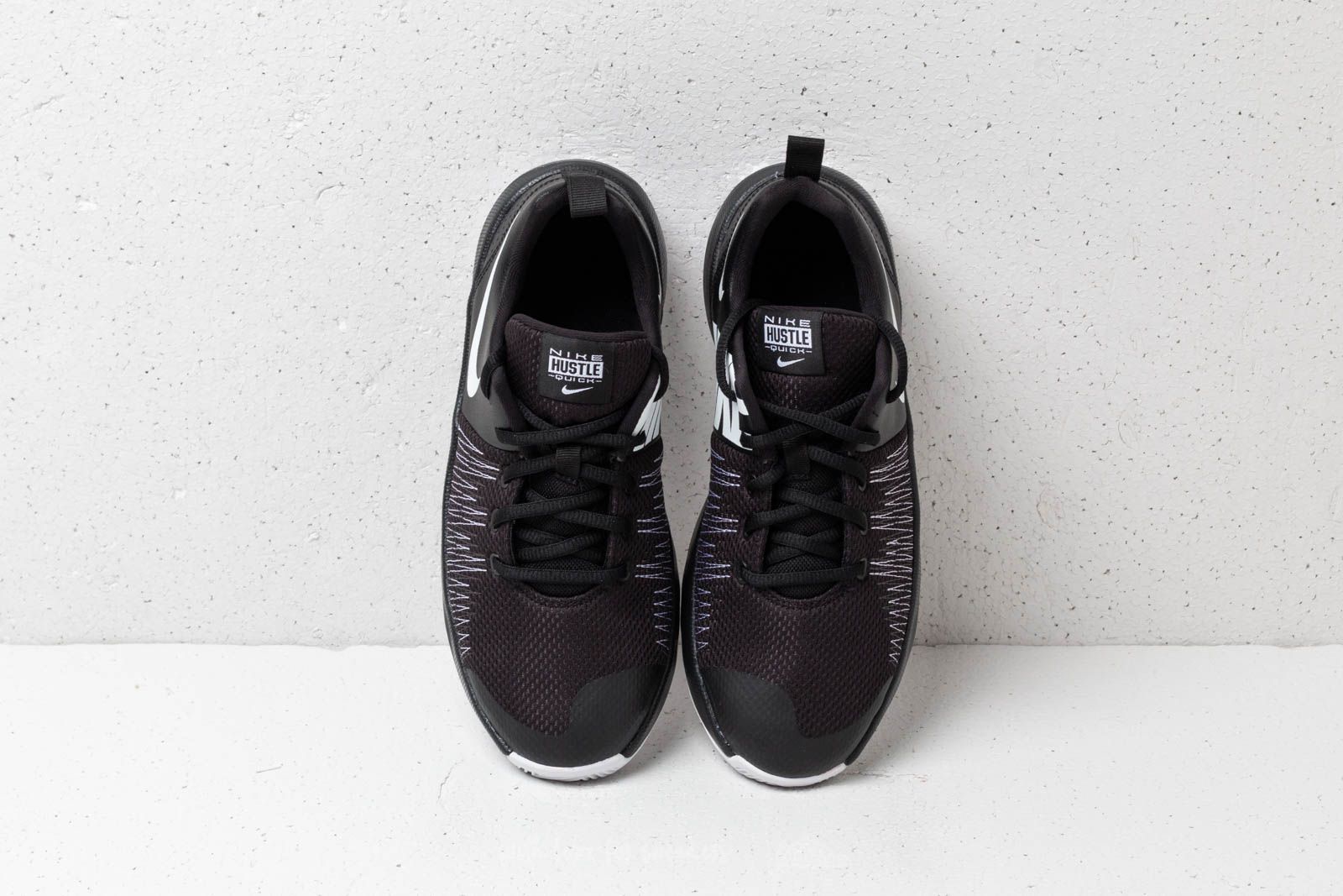 Dámské tenisky a boty Nike Team Hustle Quick (GS) Black/ White