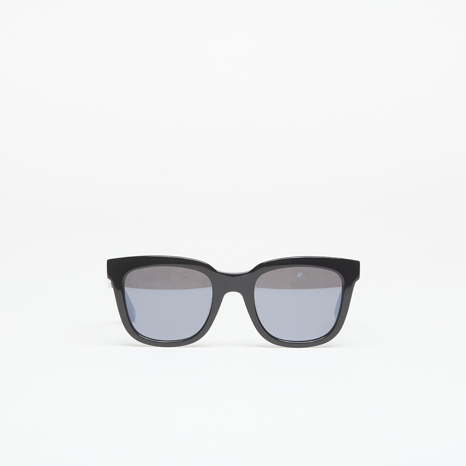 Päikeseprillid MessyWeekend Liv Black/ Grey