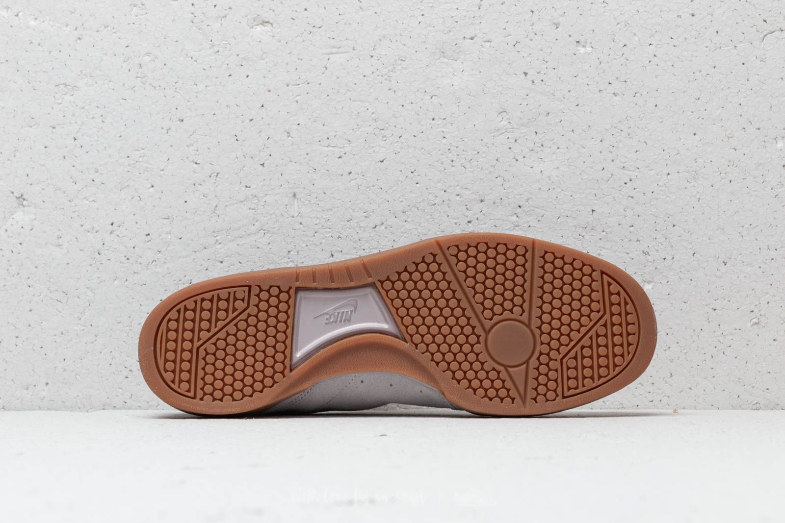 Men s shoes Nike Grandstand II Suede Atmosphere Grey Footshop
