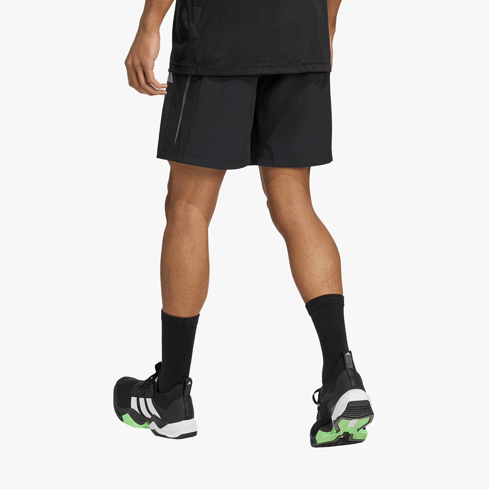 Kratke hlače adidas Tech Apparel Shorts Black
