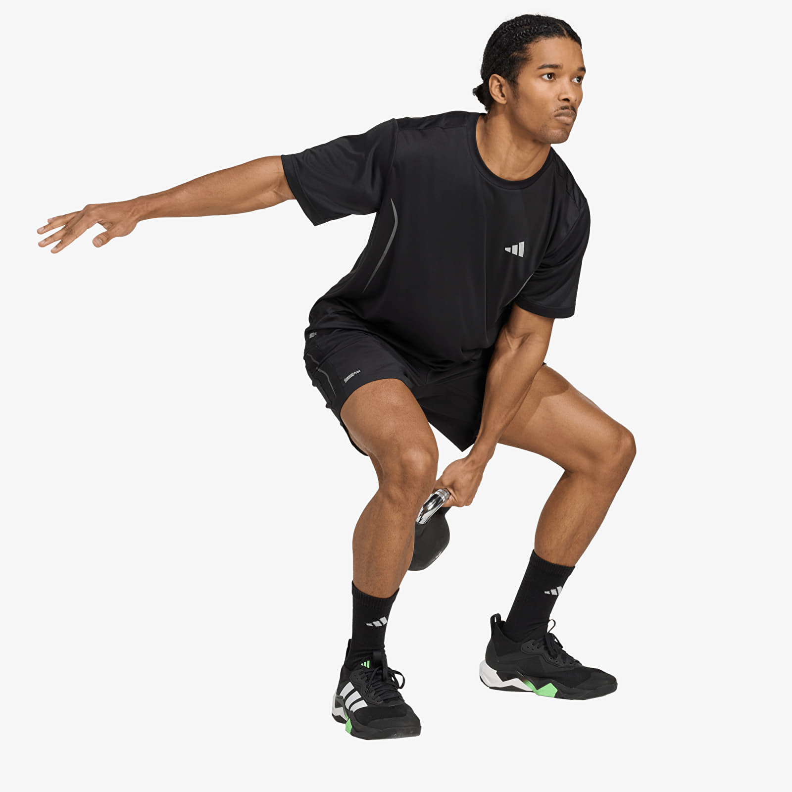 Kratke hlače adidas Tech Apparel Shorts Black