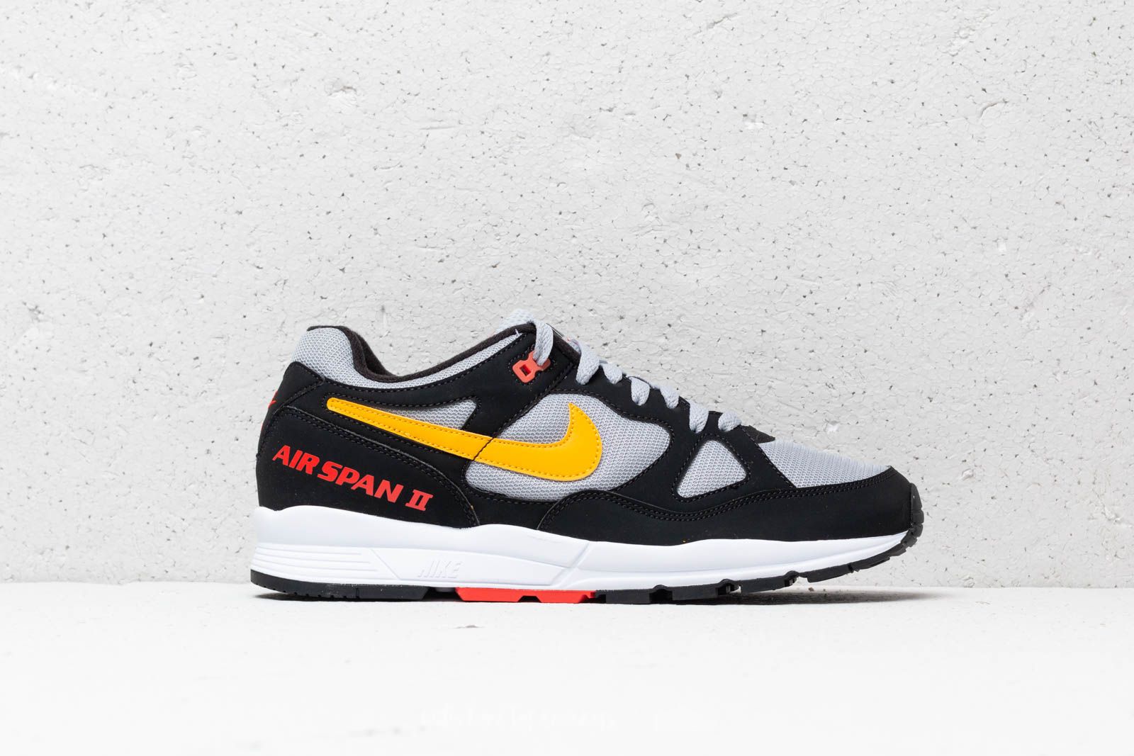 Nike air span sales 2 black yellow