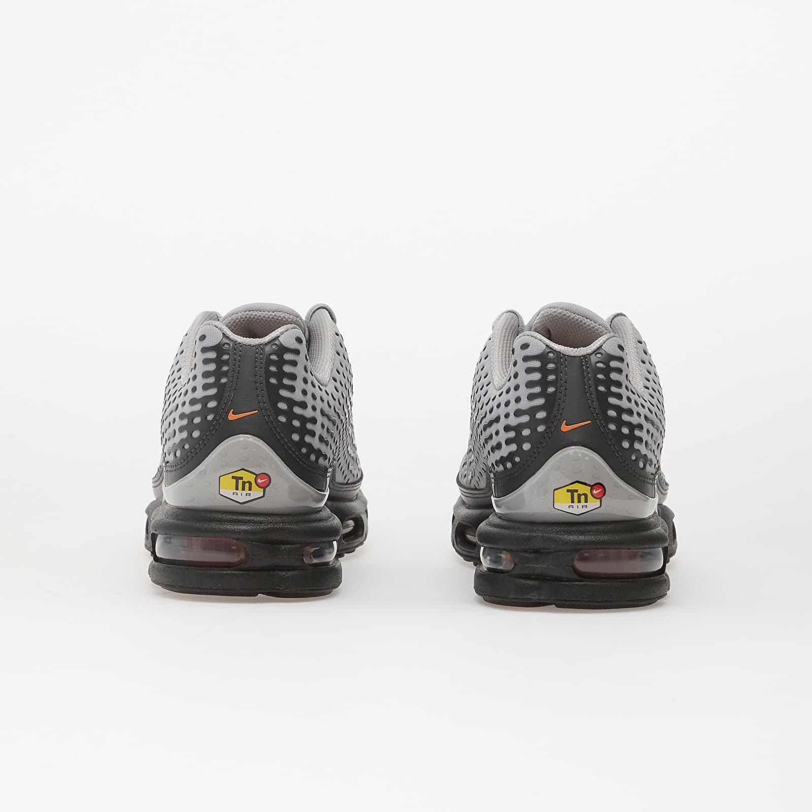 Skor för män Nike Air Max Plus Vii Lt Smoke Grey/ Hot Curry-Dk Smoke Grey